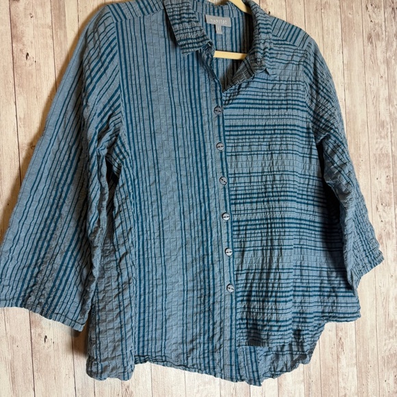Habitat Blue Contrast Striped Asymmetric Crinkle Blouse - Picture 2 of 9